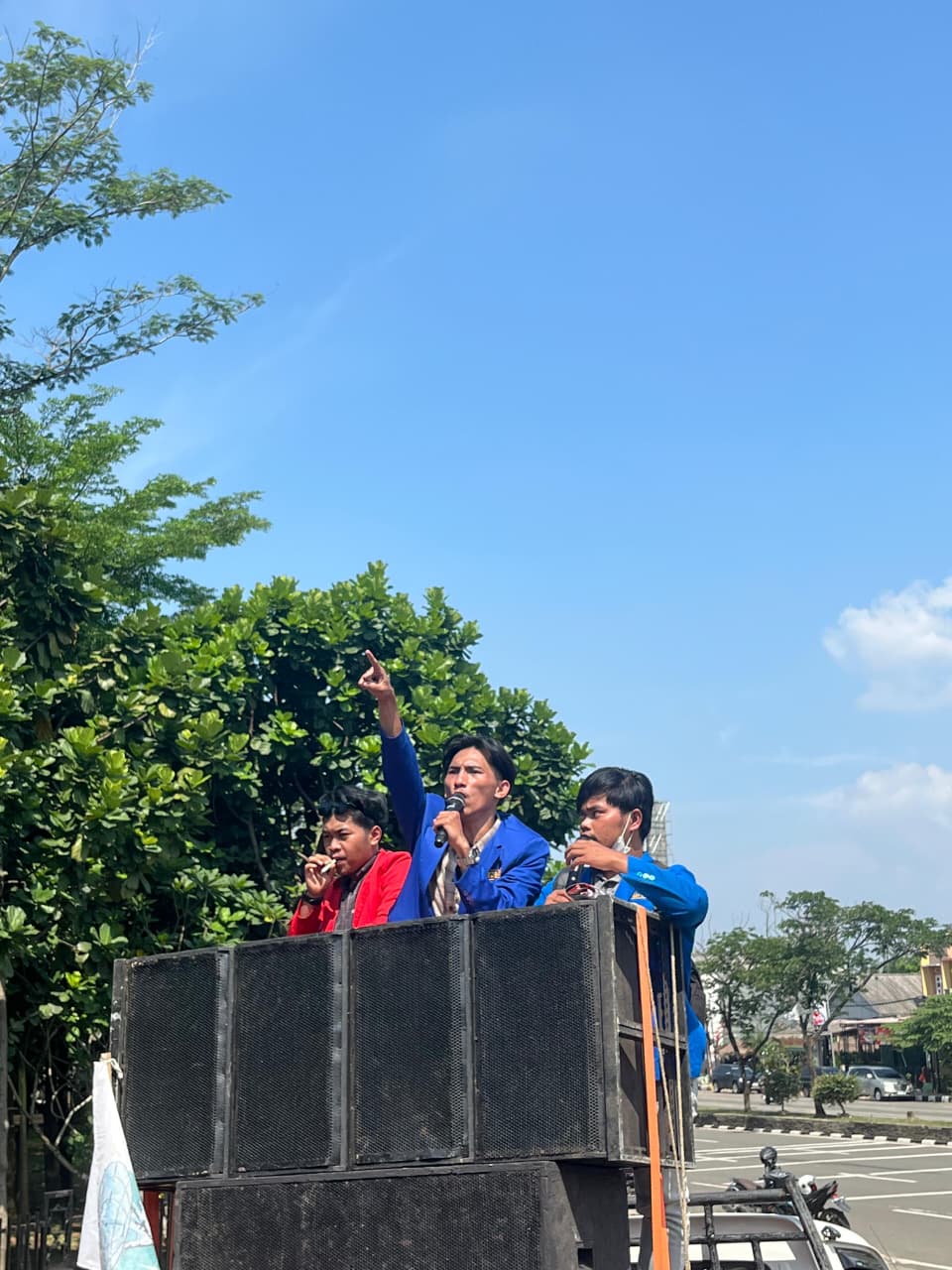 Disebabkan Maraknya Aktivitas Hiburan Malam Hingga Prostitusi, Warga Desak Kapolsek Rajeg Bertanggung Jawab