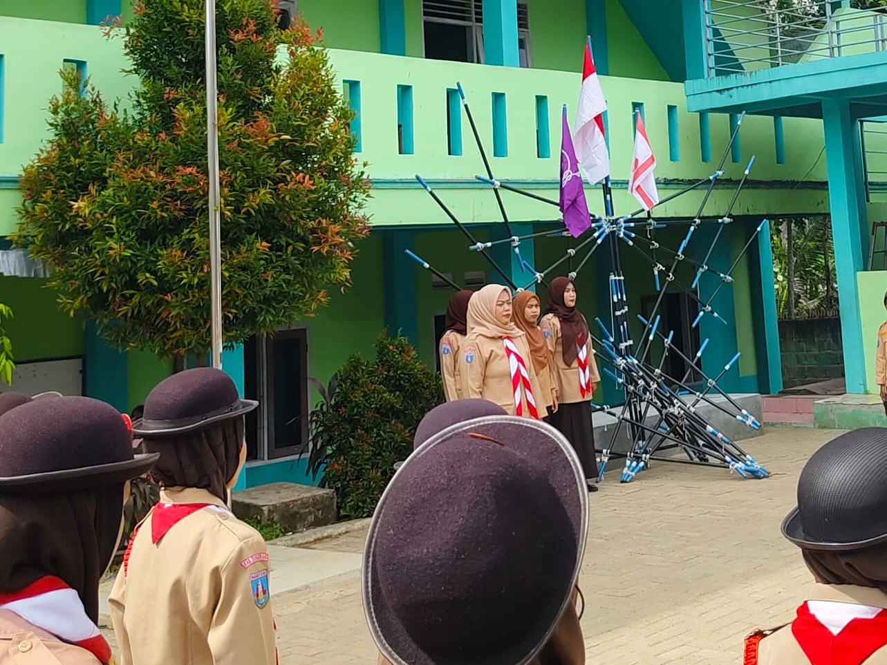 Refleksi Hari Guru; Ucapan Selamat Saja Tidak Cukup